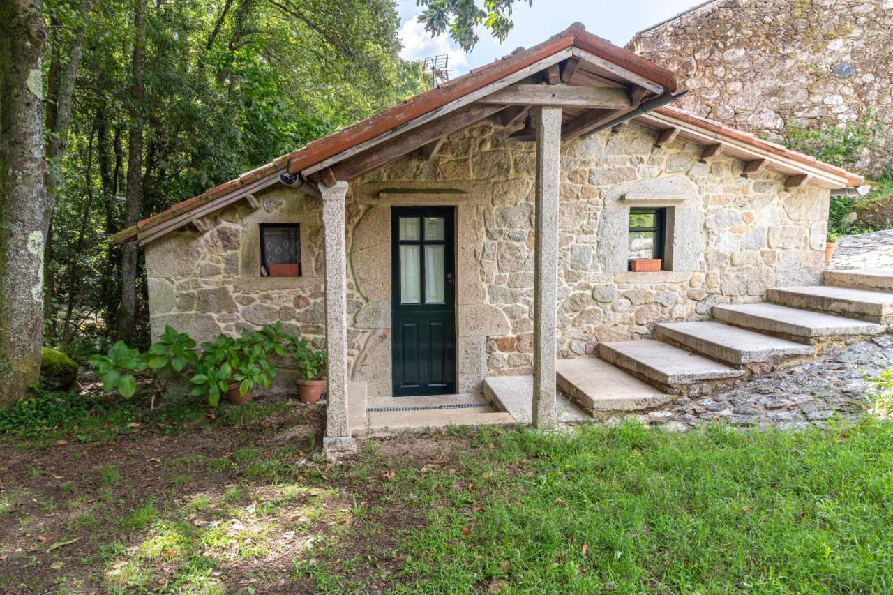 Entre Os Rios - Casa Rural Y Enoturismo Побра до Караминял Екстериор снимка