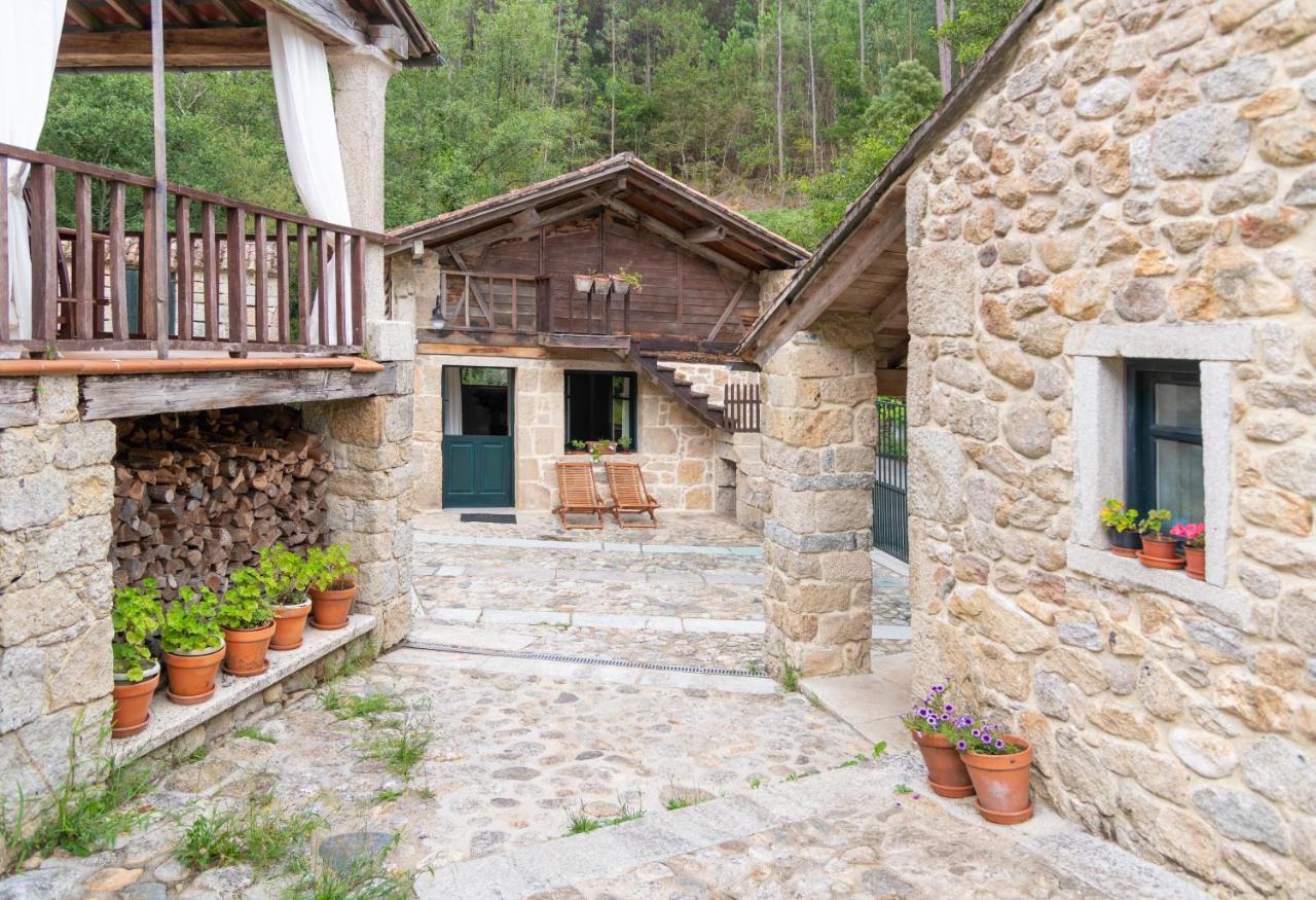 Entre Os Rios - Casa Rural Y Enoturismo Побра до Караминял Екстериор снимка